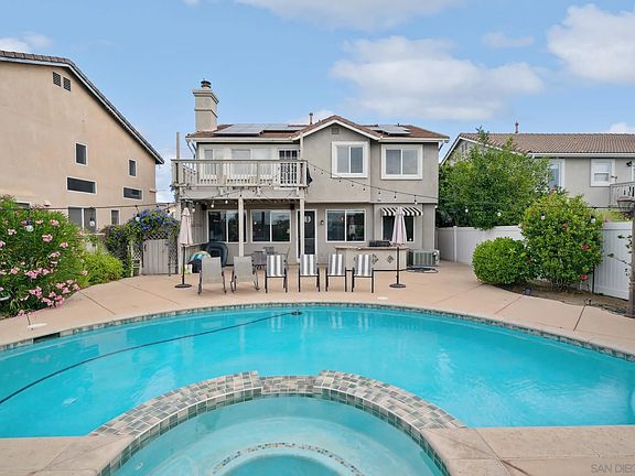 3rd image of 39888 Hillsboro Cir