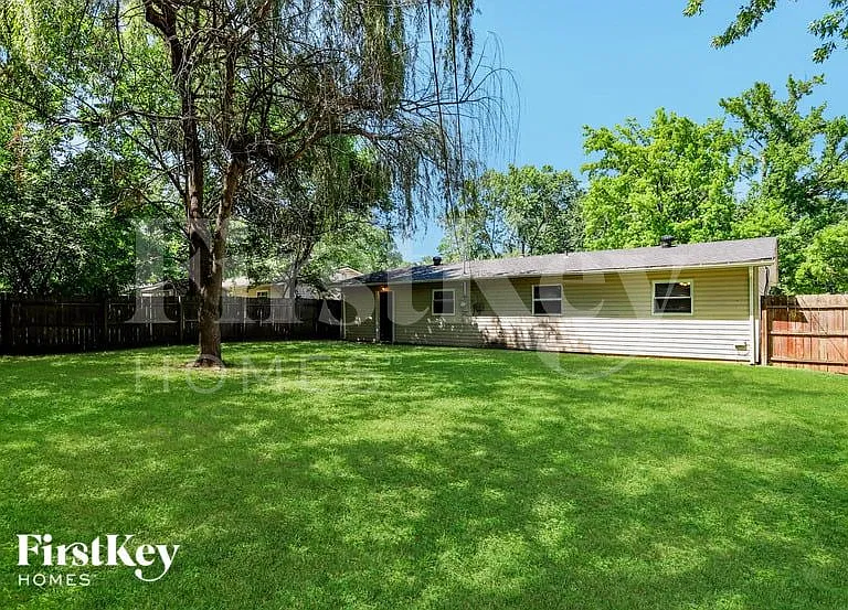 508 Saratoga Ln — Photo 15