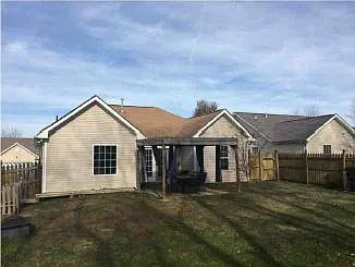 1037 Chesire Way — Photo 2