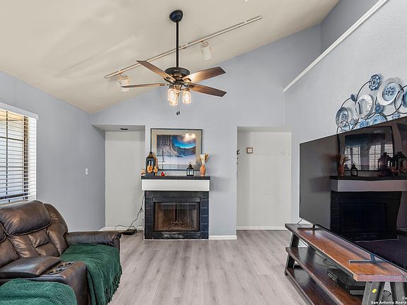 5th image of 6100 Woodlake #312