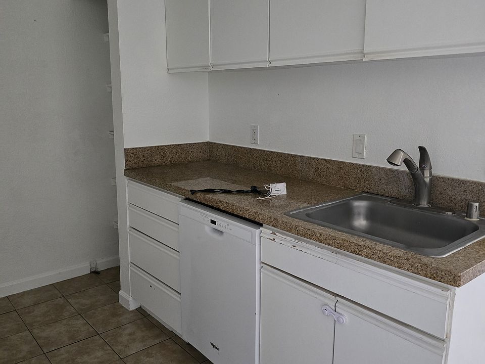 2nd image of 1265 Kendall Dr APT 321