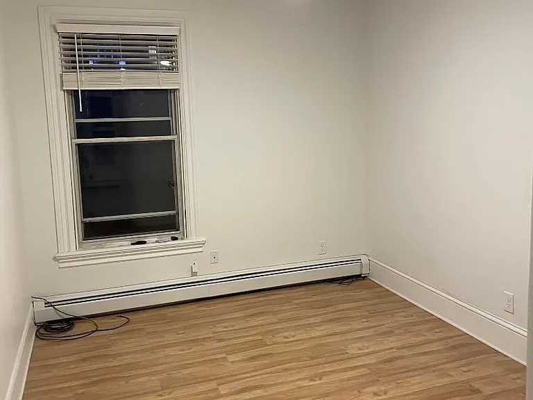 27 Summit St #2 — Photo 8