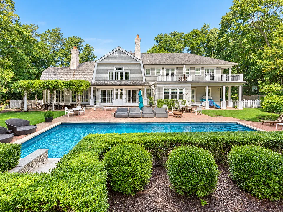 23 Fair Hills Ln