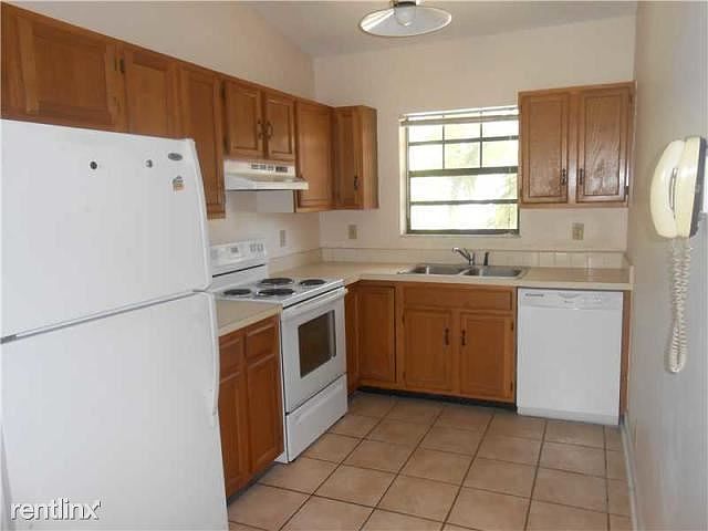 2nd image of 321 Norwood Ter APT N221