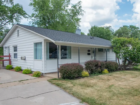 533 214th St, Dyer, IN 46311