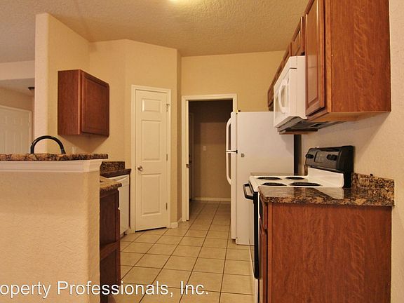 4th image of 240 Bobolink Dr