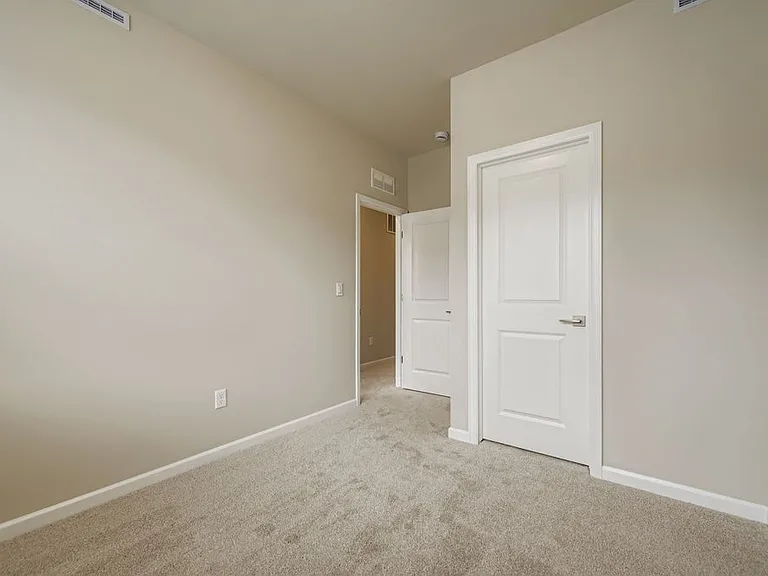 2755 Bear Springs Cir — Photo 21