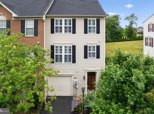 86 Lullwater Way, Falling Waters, WV 25419