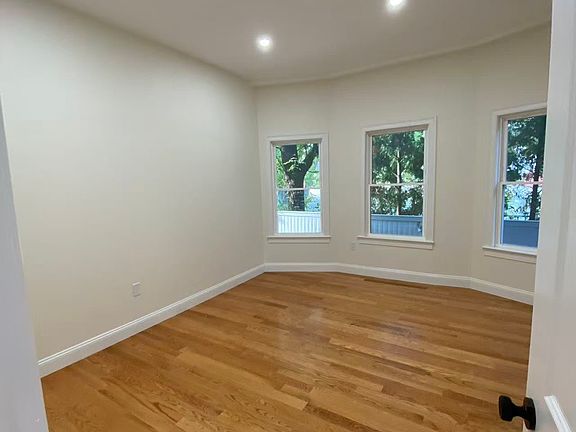 4th image of 51-53 Chubbuck St #3