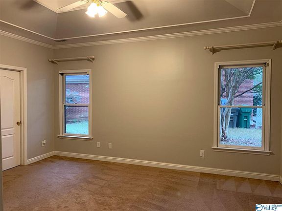 5th image of 2653 Quarter Ln SE