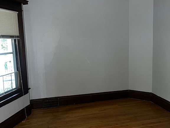 5th image of 2956 N Cramer St