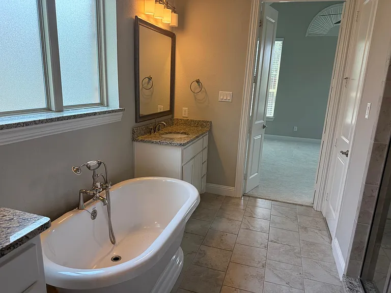 8533 Pine Valley Dr — Photo 43
