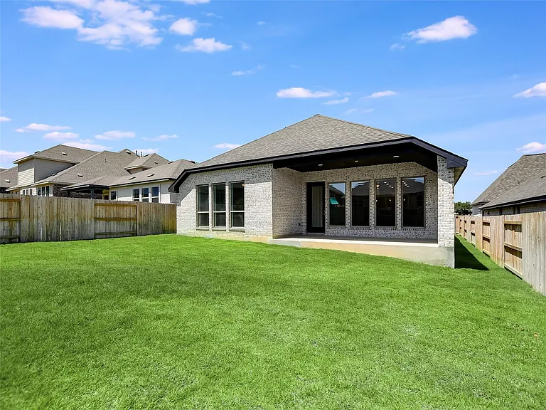 612 Jefferson Dr — Photo 27