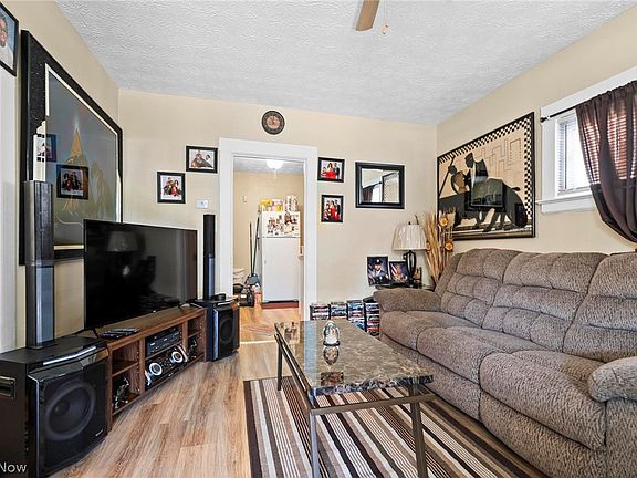 5th image of 3602 E 149th St