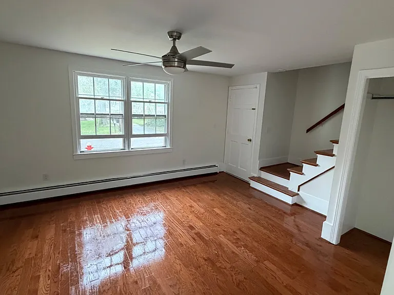 246 Bonin St #1 — Photo 4