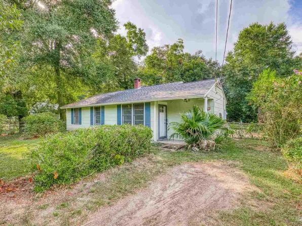5 Gail Dr, Pensacola, FL 32505
