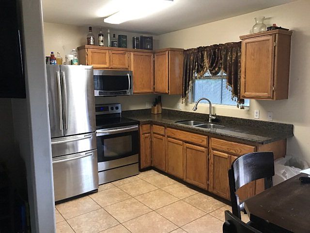 2nd image of 1803 Hannah Dr