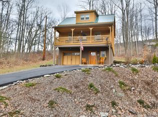 37 W Lake Shore Dr, Tunkhannock, PA 18657