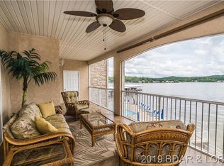 184 Plaza Gardens Ct #2F, Camdenton, MO 65020