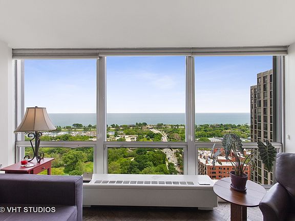 3rd image of 2400 N Lakeview Ave APT 2602