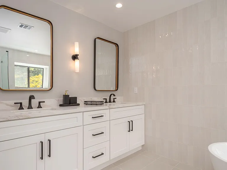 3577 Radcliffe Rd — Photo 27