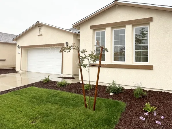 165 Squaw Valley Dr, Merced, CA 95341