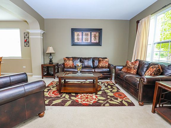 4th image of 620 Herath Ln