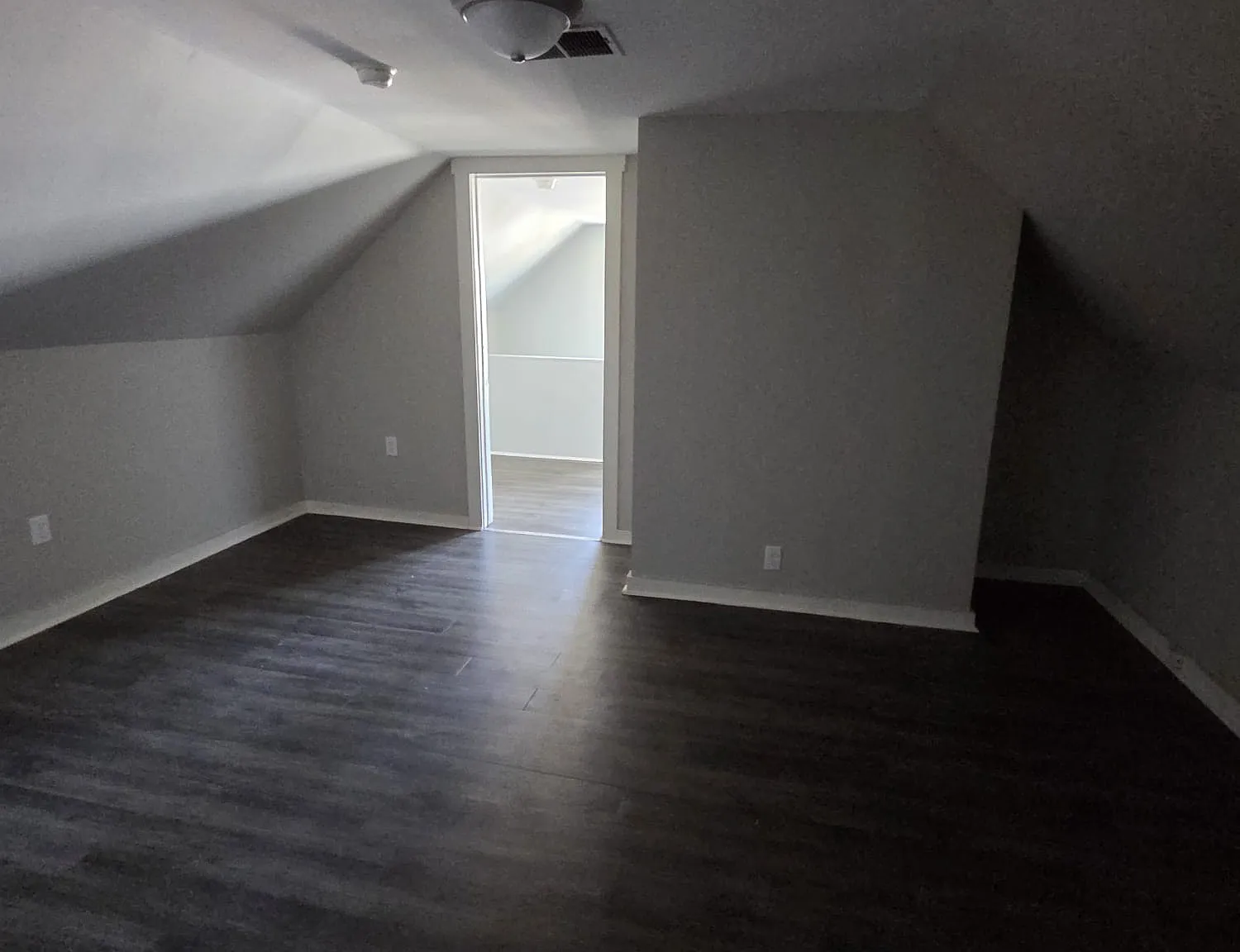1 bed, $1,250 — Photo 1
