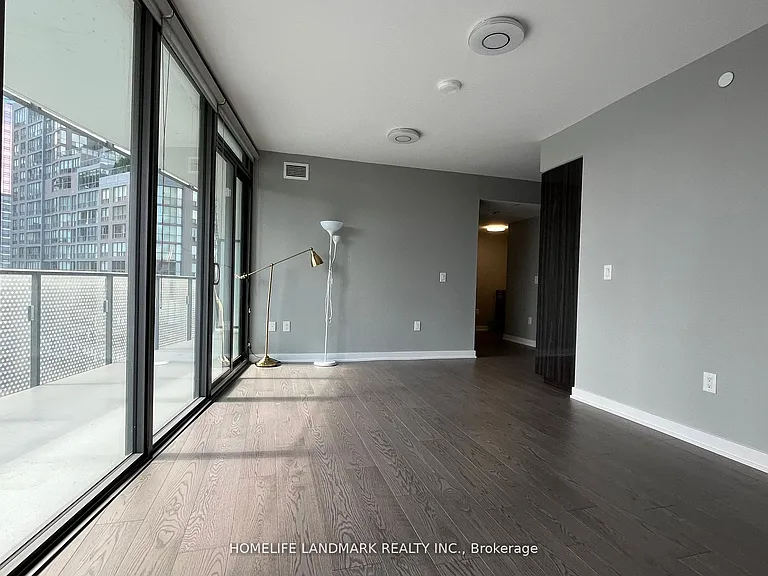 11 Wellesley St W #1405 — Photo 6