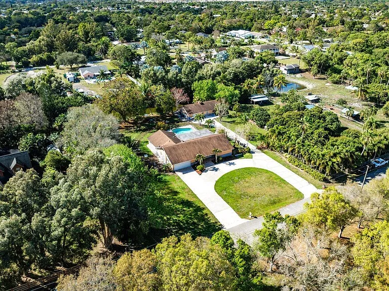 5313 Colbright Rd — Photo 50