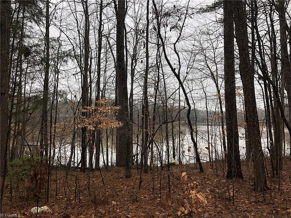 1st image of 2162 S Lake Dr
