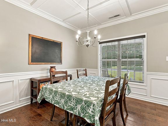3rd image of 100 Duval Lane
