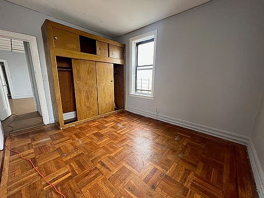 4th image of 1221 60th St #C2