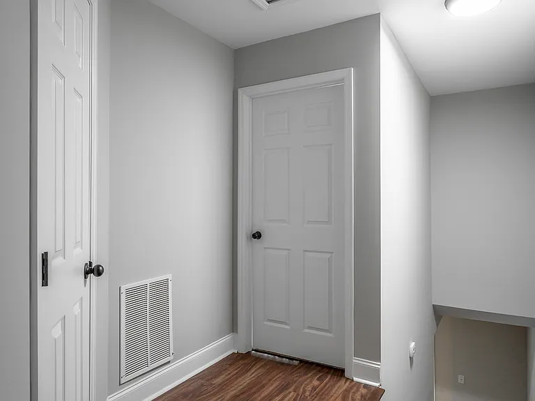 1156 Maple Tree Ln — Photo 6