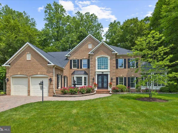 206 May Ln, Edgewater, MD 21037