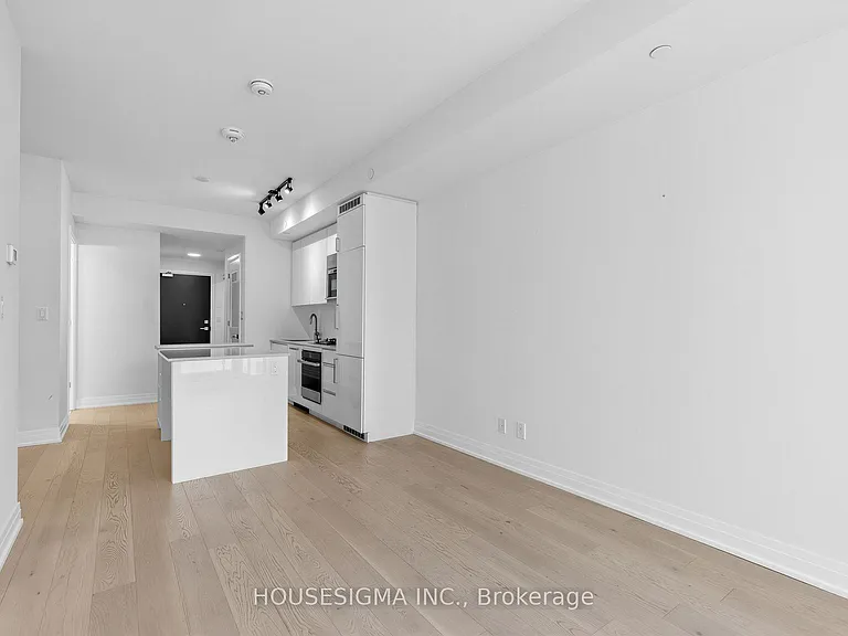 430 Roncesvalles Ave #215 — Photo 14