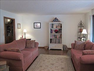 5th image of 2704 E Redwood Cir
