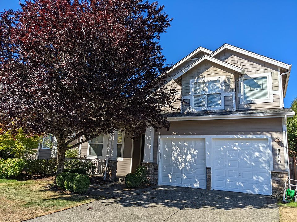1st image of 20552 NE 31st St