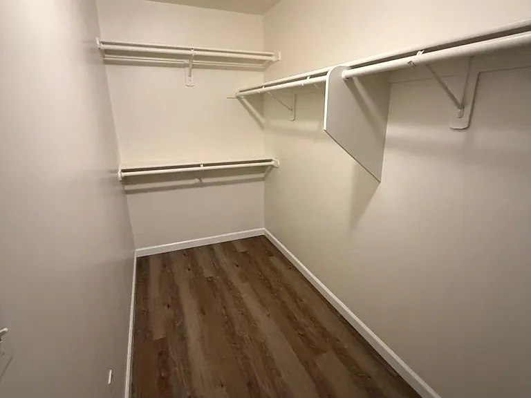 2892 Florence Ave — Photo 15