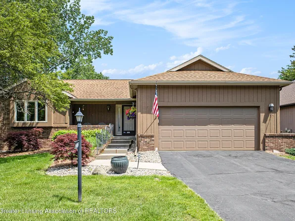 4480 Copperhill Dr, Okemos, MI 48864