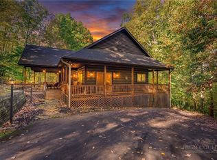 351 Woodland Rdg, Lansing, NC 28643
