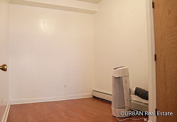 5th image of 951 2nd Ave #2A