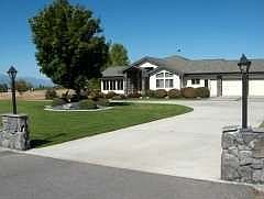 2nd image of 402 Skyline Dr