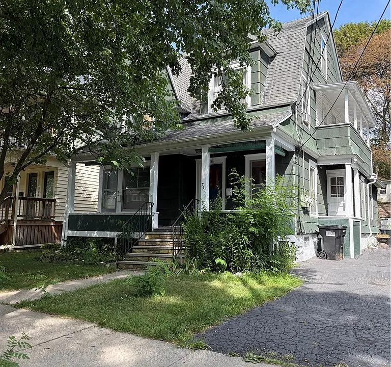 751 Allen St