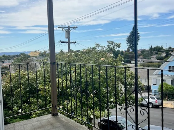 2422 21st Ave #C, Oakland, CA 94606