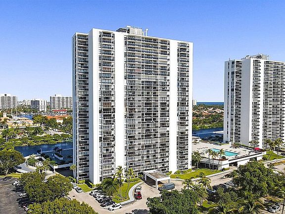 3rd image of 3625 N Country Club Dr APT 1209