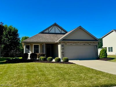 1132 Hunting Holw, Grafton, OH, 44044
