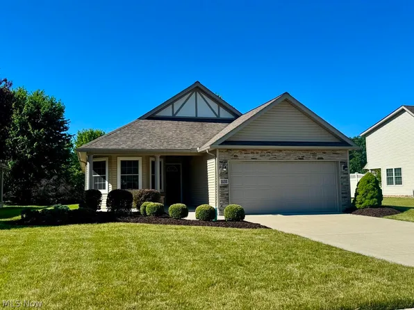 1132 Hunting Holw, Grafton, OH 44044