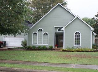 112 Pennhurst Dr, Harvest, AL 35749