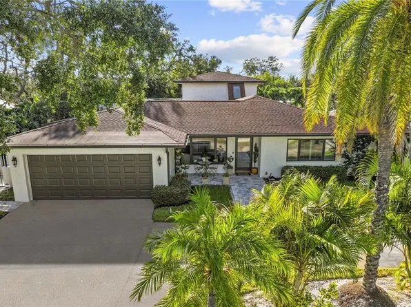 208 Live Oak Ln, Largo, FL 33770